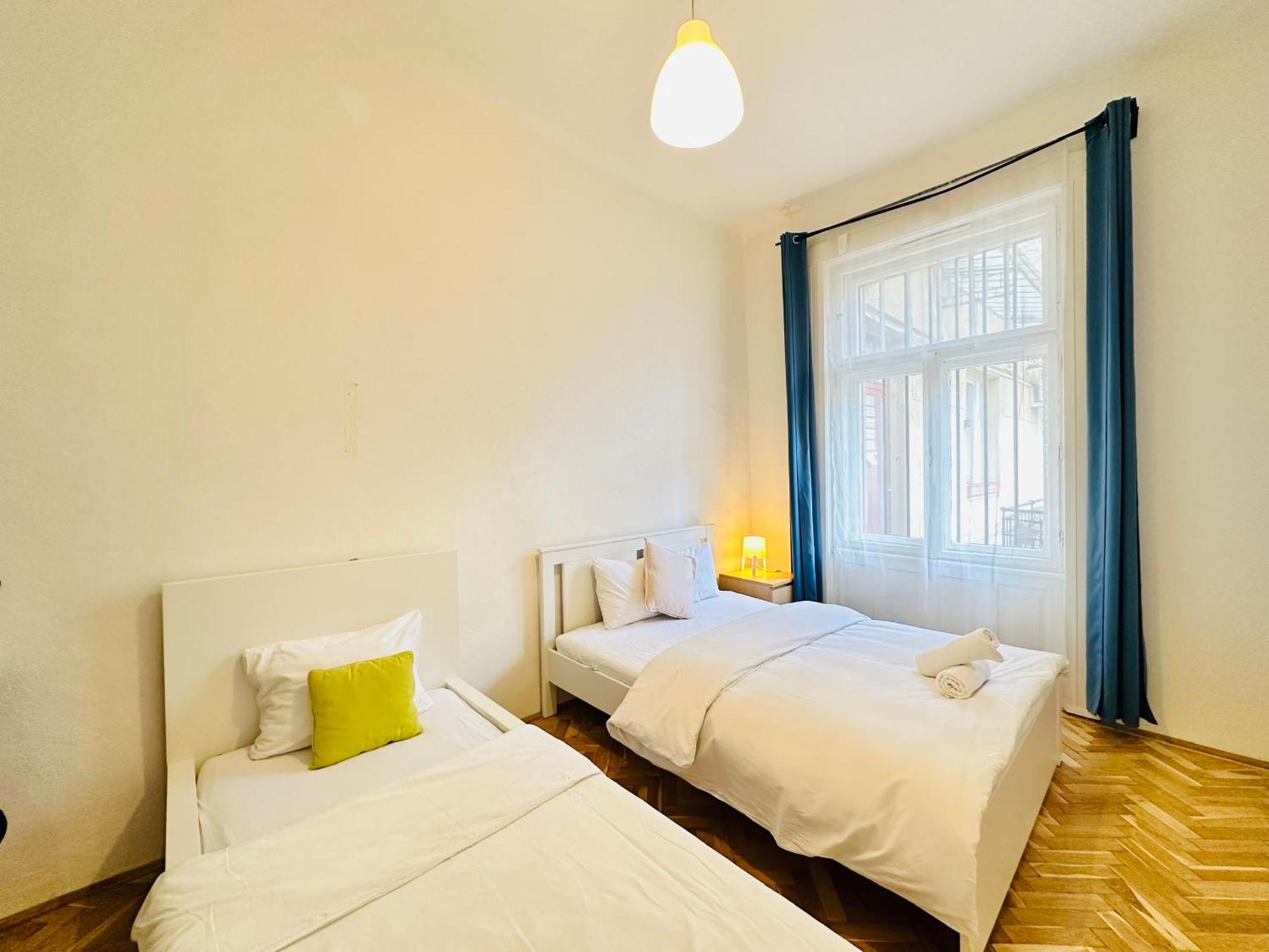 Rakoczi City Apartment Budapest Bagian luar foto